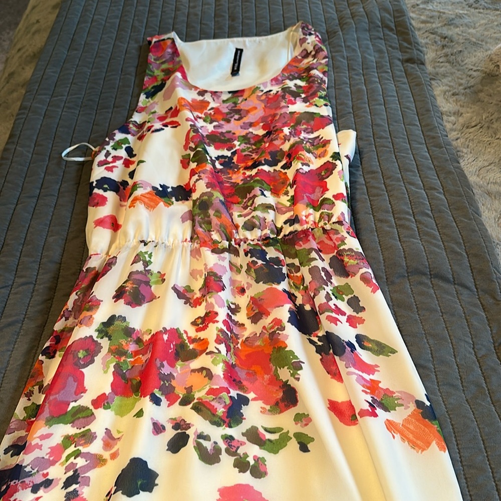 W118 by Walter Baker Floral Maxi dress size L